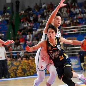 熊猫体育官方入口-换援定乾坤！山西赌对尼克斯，广厦被伤病和低迷拖入绝境